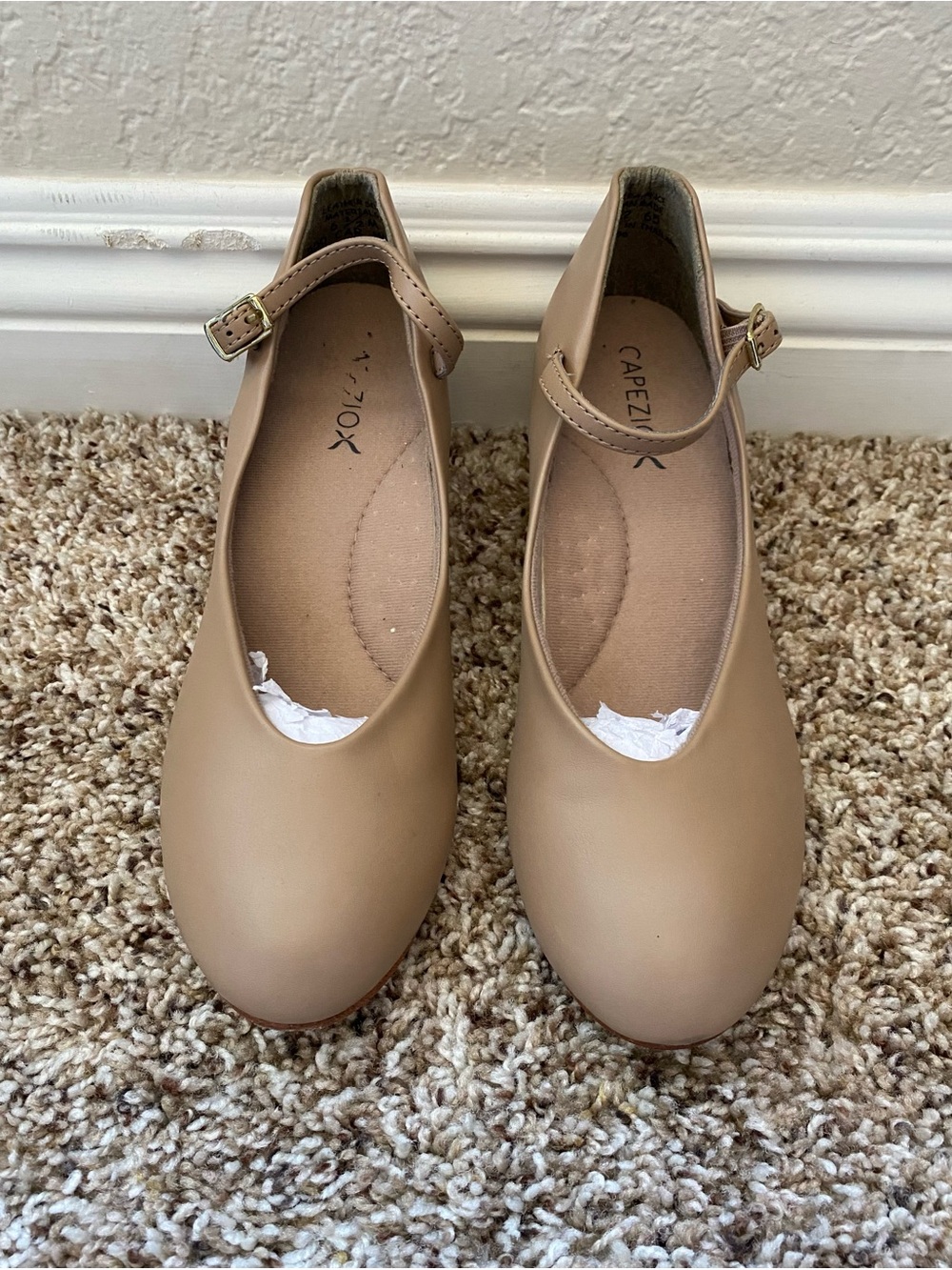 Capezio Women’s Jr Footlight Carmel Leather Character Dance Shoes Size 6.5
